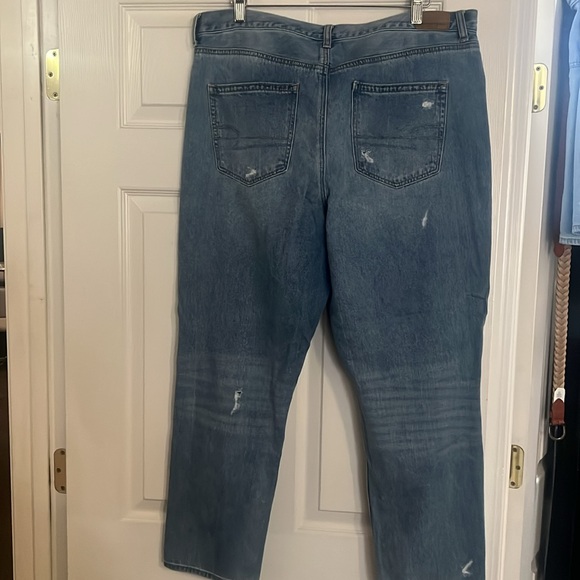 American Eagle, Mom jeans - Picture 2 of 3